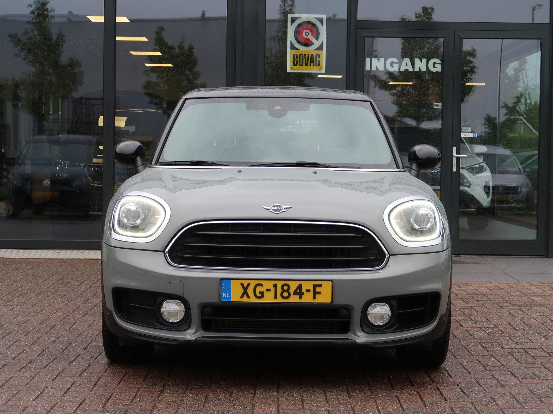 45356907-5.jpg