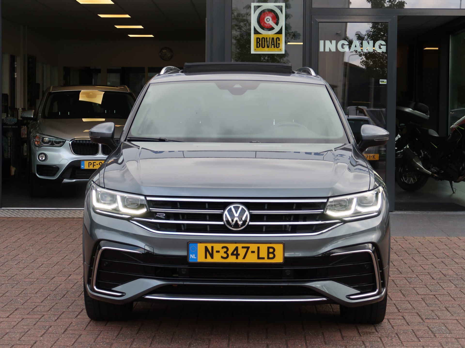 46710159-15.jpg