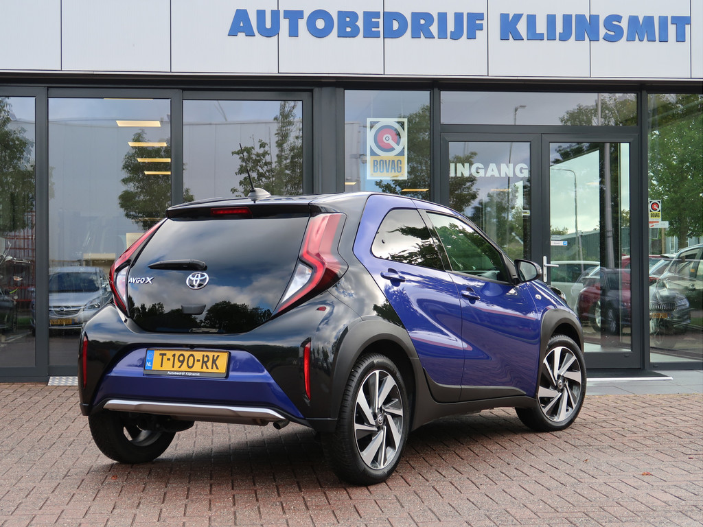 56426864-1.jpg